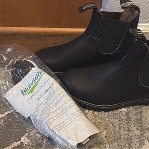 Blundstone Black Chelsea Size 9